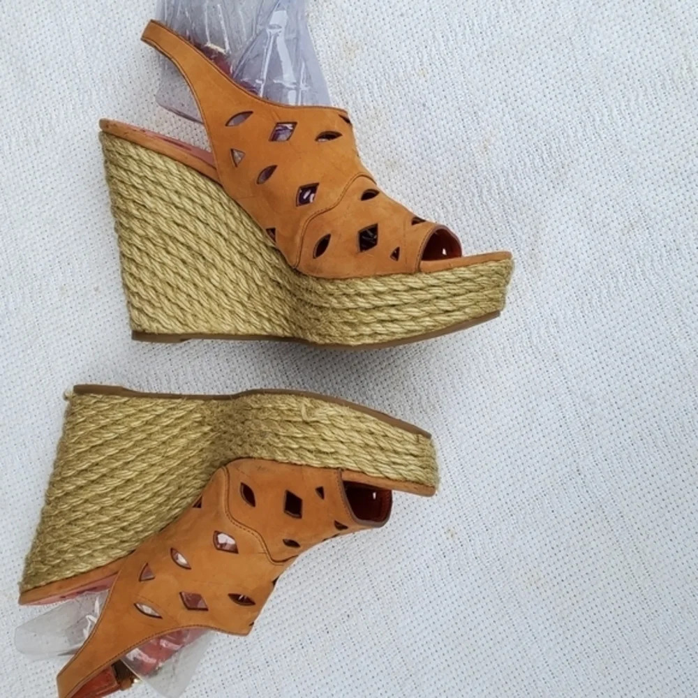 Via Spiga Nubuck Laser Cut Slingback Espadrille Wedge Sandals Tan Size 10 NWT - Picture 4 of 9